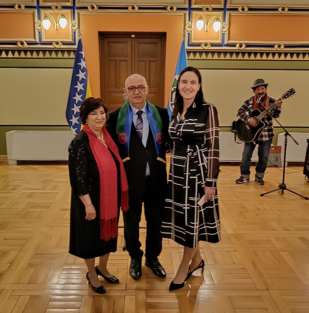 Sanela Bešić, Dervo Sejdić i Benjamina Karić